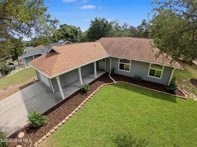 690 Fairway Drive E