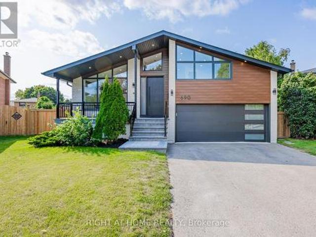 690 Hillman Crescent, Mississauga, ON, L4Y 2H9 house for sale | Listing ID W13805 | Royal LePage