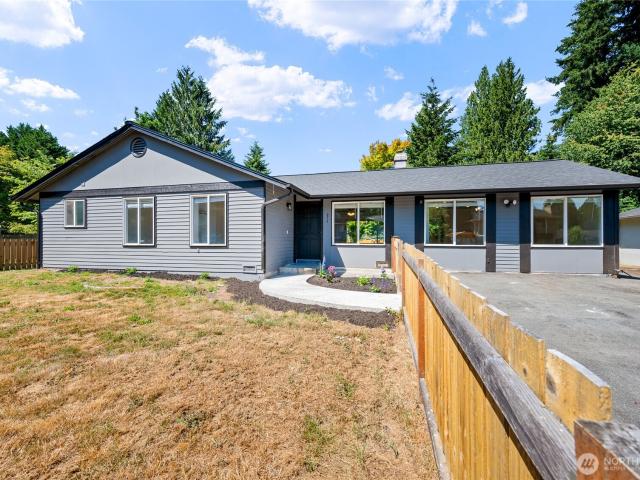 6914 21st Drive NE