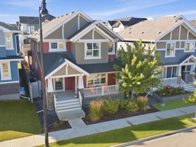 6917 Johnnie Caine Way Nw, Edmonton, AB, T5E 6W4 house for sale | Listing ID E4512 | Royal LePage