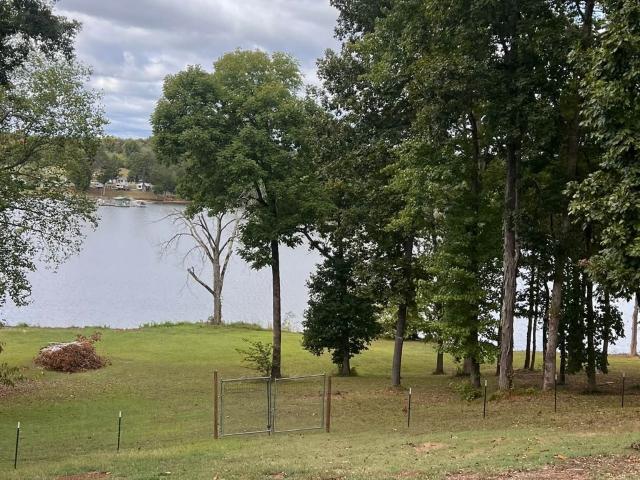 691 Lakehaven Cir