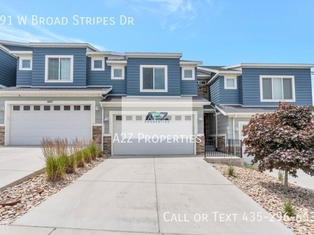 691 W Broad Stripes Dr, 3 beds, 2 full baths