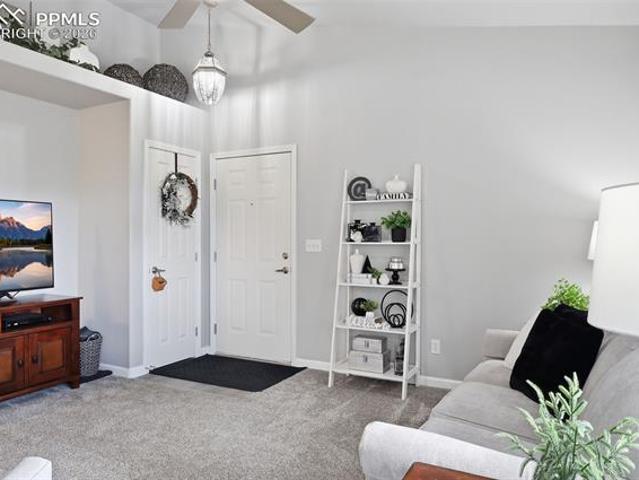 6924 Ash Creek Heights