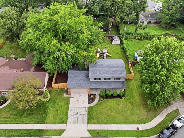 6925 Lake Crest Court
