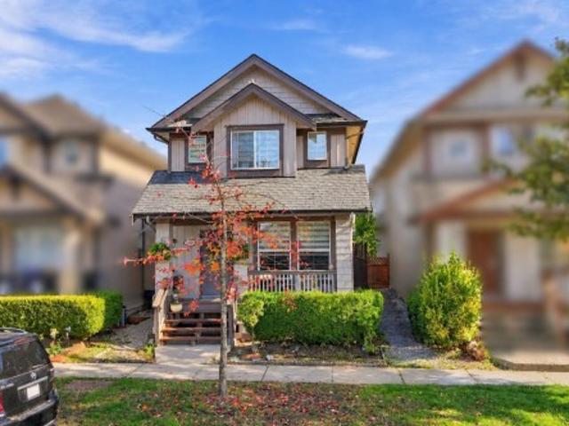 6926 Street, Surrey, BC, V4N 5P1 house for sale | Listing ID R3176 | Royal LePage