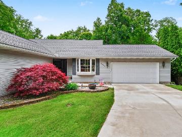 6920 Beechwood Drive