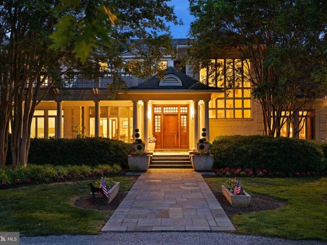 6920 Travelers Rest Circle