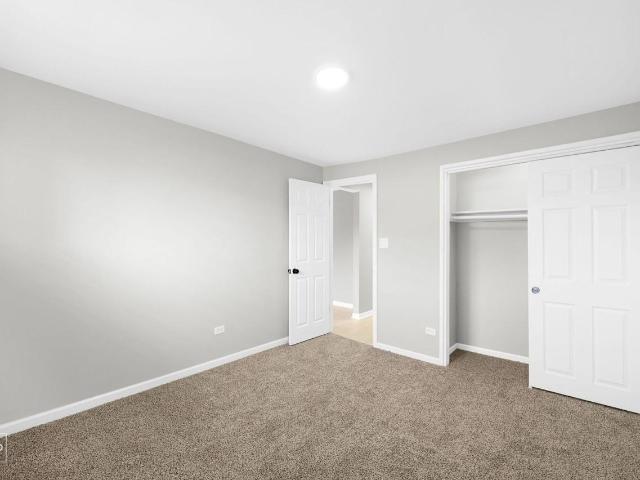 6921 S Cornell Ave 3 Bedroom Apartment for Rent at 6921 S Cornell Ave, Chicago, IL 60649 South Shore