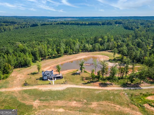 692 Hutchins Wolfskin Road