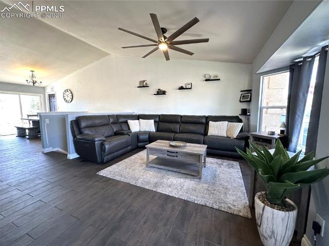 692 S Aguilar Dr, Pueblo West, CO 81007 | MLS #239435