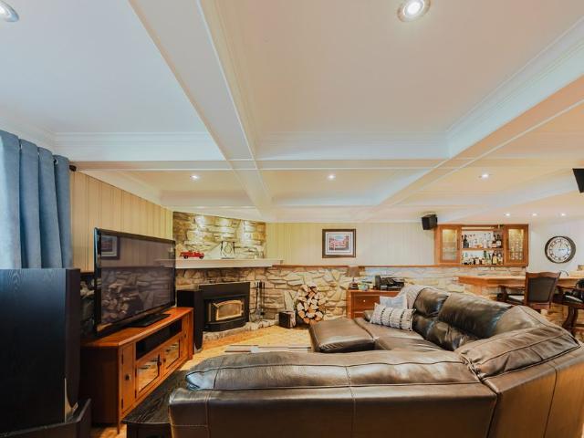 6935 Avenue David d'Angers