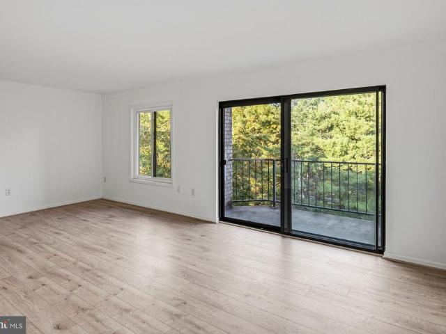 6936 Hanover Parkway # 402