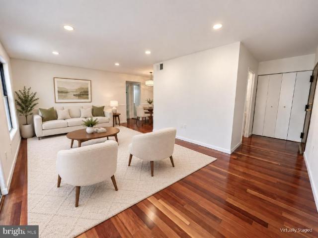 6932 Hanover Parkway # 203