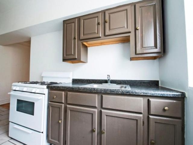 6933 S Indiana 3 Bedroom Apartment for Rent at 6933 S Indiana Ave, Chicago, IL 60637 Grand Crossing