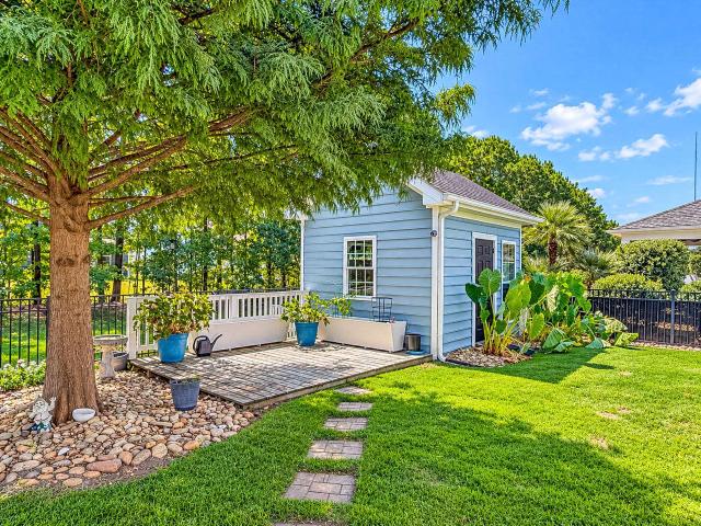 693 Harbor Bay Dr