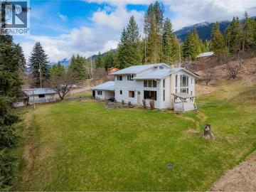 6943 Kanigan Road, Appledale, BC, V0G 2J0 house for sale | Listing ID 10372 | Royal LePage