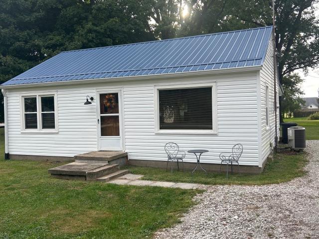 6954 N County Rd 490 W