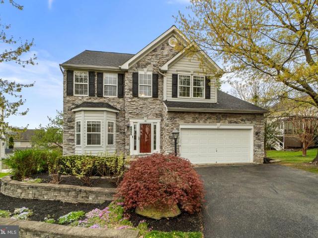 6955 Fair Lane