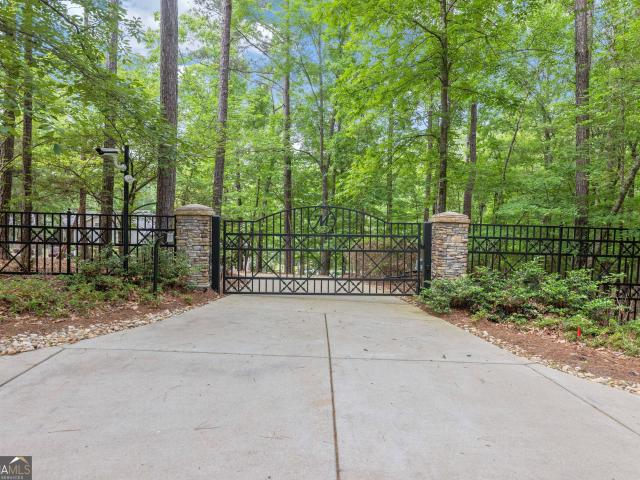 695 Boat Club Road