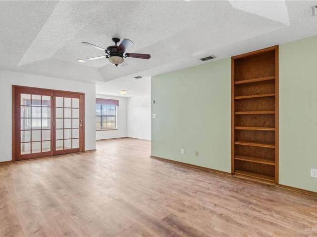 695 Heather Dr, Harlingen, TX 78552 | MLS #494762