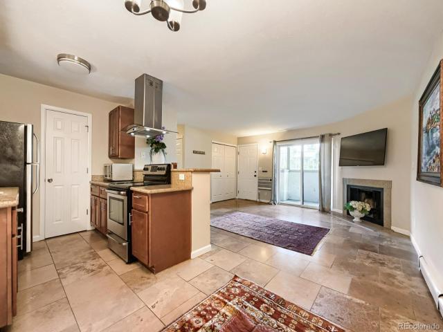 695 Manhattan Drive # 8