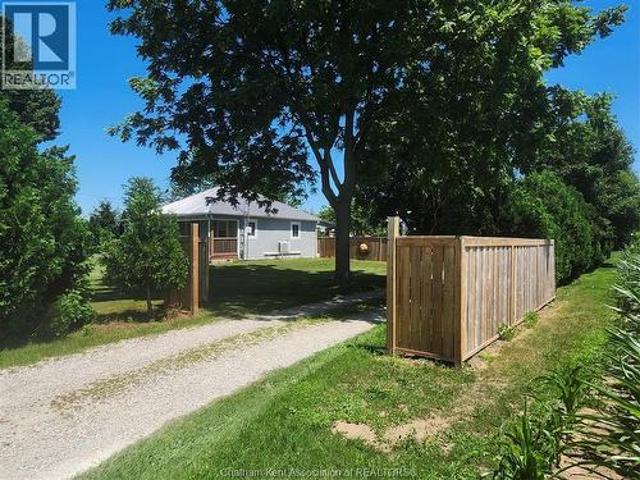 696 Cameron Road, Dawn Euphemia, ON, N0P 1C0 house for sale | Listing ID 26016 | Royal LePage