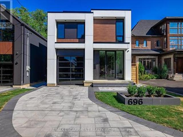 696 Montbeck Crescent, Mississauga, ON, L5G 1P3 house for sale | Listing ID W14104 | Royal LePage