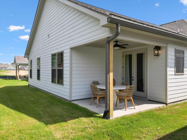 6974 Charming Place