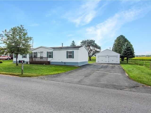 6976 William St, Croghan, NY 13327