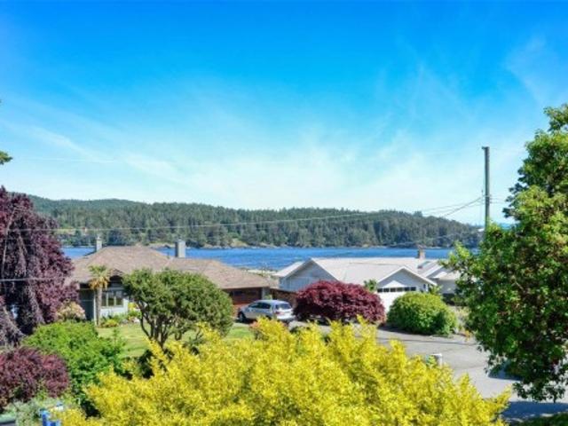 6972 Sea Lion Way, Sooke, BC, V9Z 0T4 house for sale | Listing ID 1048 | Royal LePage