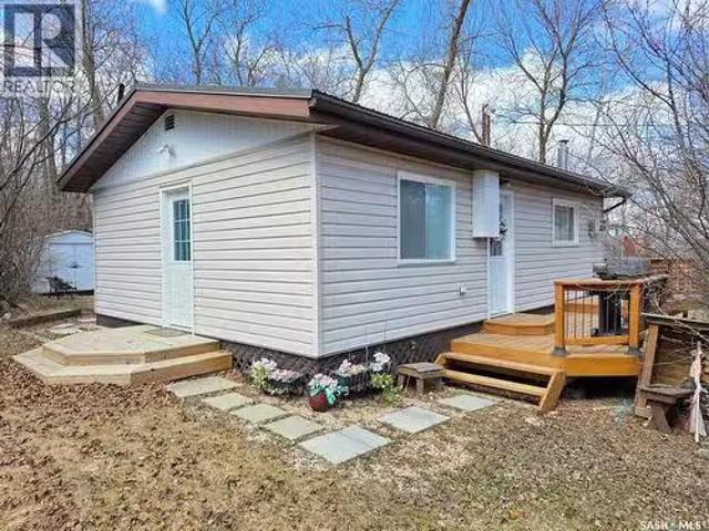 697 8Th Street, White Bear Ir 70, SK, S0C 0R0 house for sale.