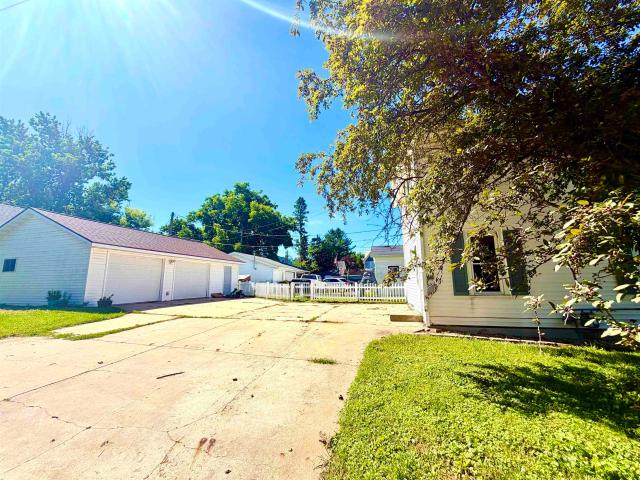 697 N Central Avenue