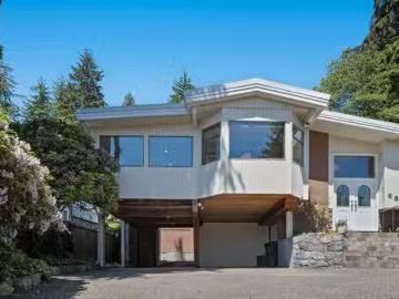 697 Plymouth Drive, North Vancouver, BC, V7H 2H5 house for s.