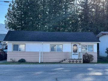 6988 Cheam Avenue, Agassiz, BC, V0M 1A3 house for sale | Listing ID R3088 | Royal LePage