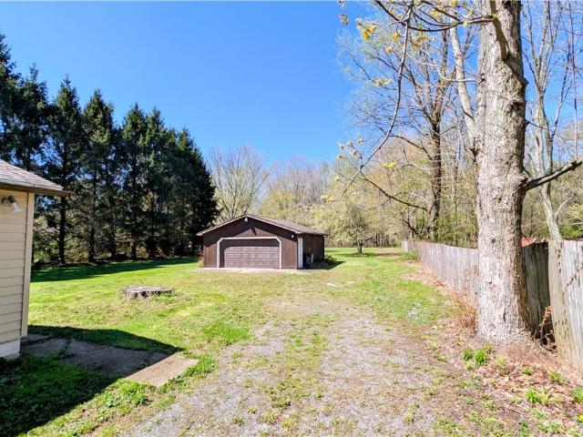 6989 Reed Road