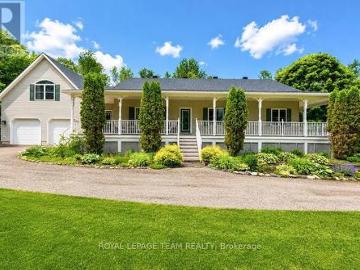 698 Barryvale Road, Greater Madawaska, ON, K0J 1H0 house for sale | Listing ID X13472 | Royal LePage