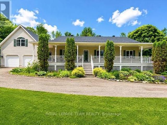 698 Barryvale Road, Greater Madawaska, ON, K0J 1H0 house for sale | Listing ID X13472 | Royal LePage