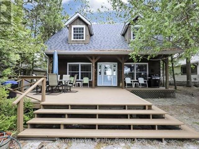 698 Tiny Beaches Road S, Tiny, ON, L0L 2T0 house for sale | Listing ID S13102 | Royal LePage