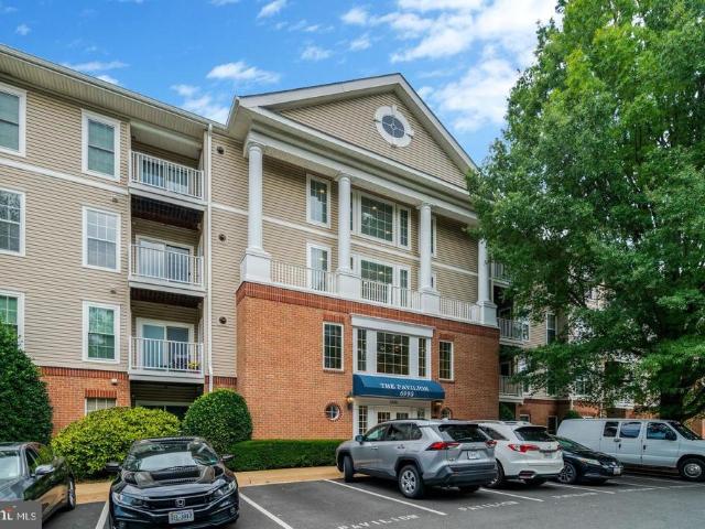 6990 Falls Reach Drive # 301