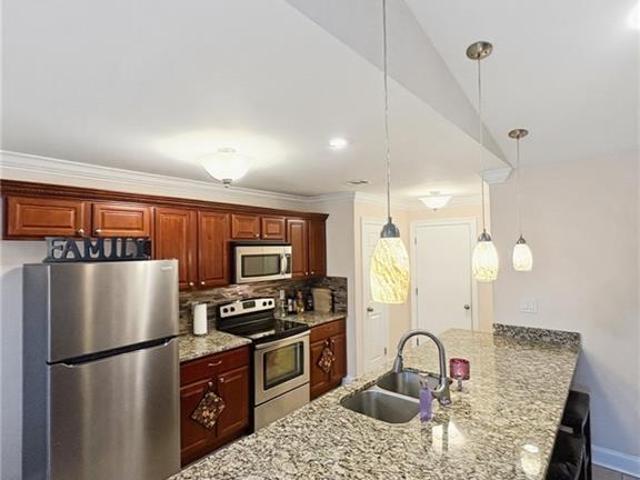 6991 Pinebrook Drive