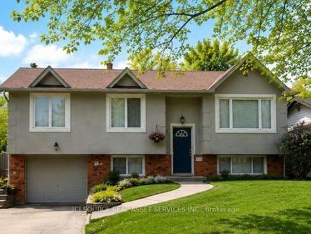 699 Castleguard Crescent, Burlington, ON, L7N 2W7 house for sale | Listing ID W13645 | Royal LePage