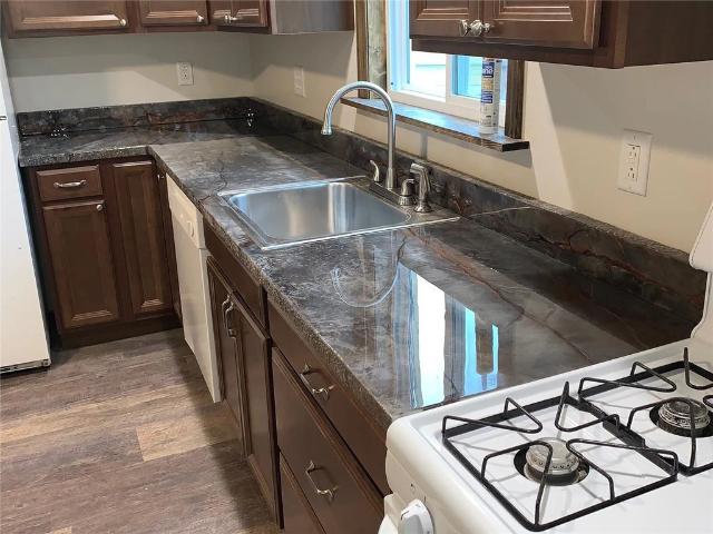 69 71 Sycamore St