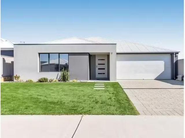 69 Whadjuk Drive, Hammond Park, WA 6164