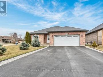 69 William Street, Tillsonburg, ON, N4G 5R8 house for sale | Listing ID X12939 | Royal LePage