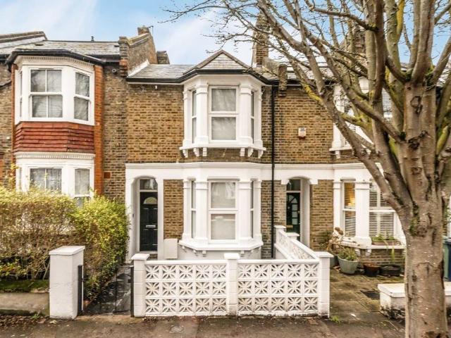 69 Alexandria Road, London, W13 0NR, United Kingdom | 4 bed house for rent #139402202 | Rentberry