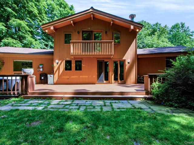 69 Canopus Hill Road