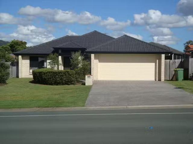 69 Halfway Drive, Ormeau, QLD 4208