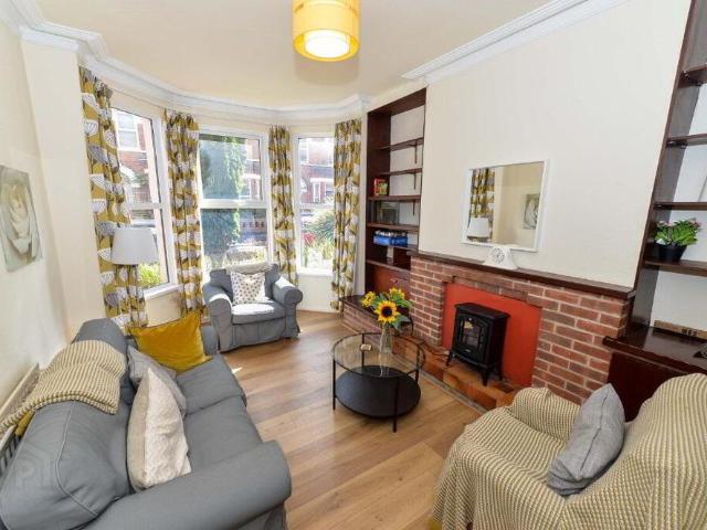 69 Haypark Avenue, Belfast, BT7 3FE