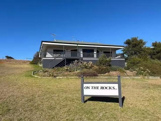 69 Howard Drive, Penneshaw, SA 5222