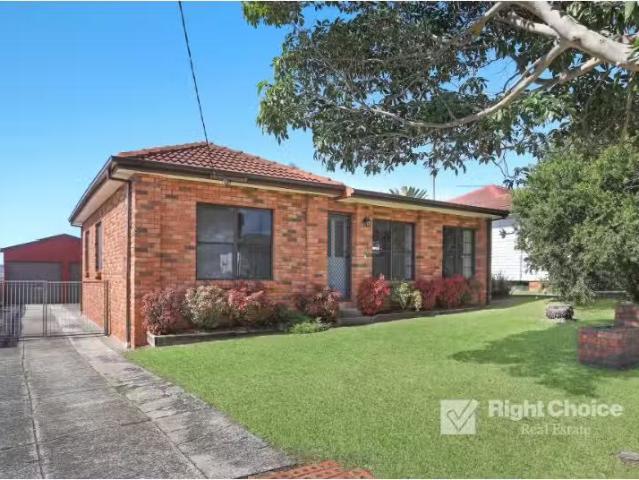 69 Leawarra Avenue, Barrack Heights House for rent Listed by.